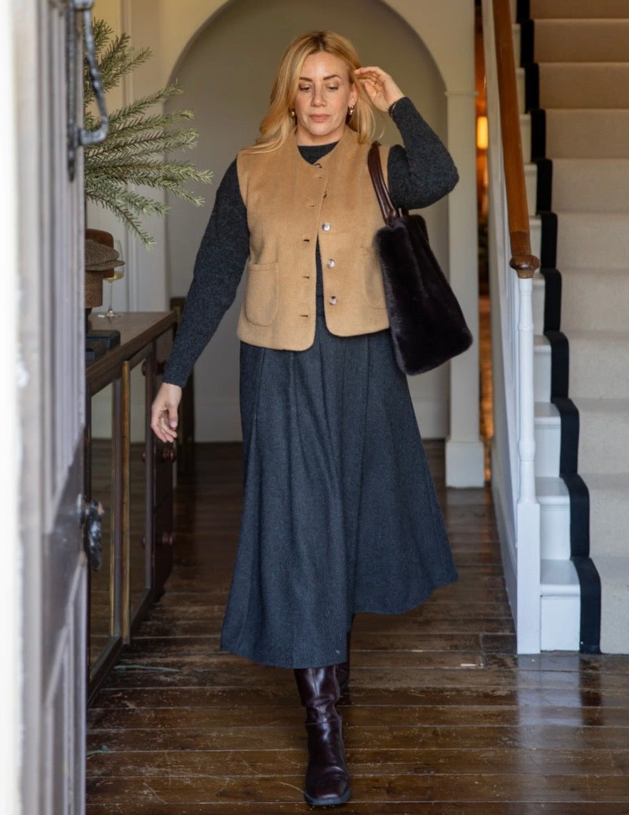 Hope Skirt - Charcoal