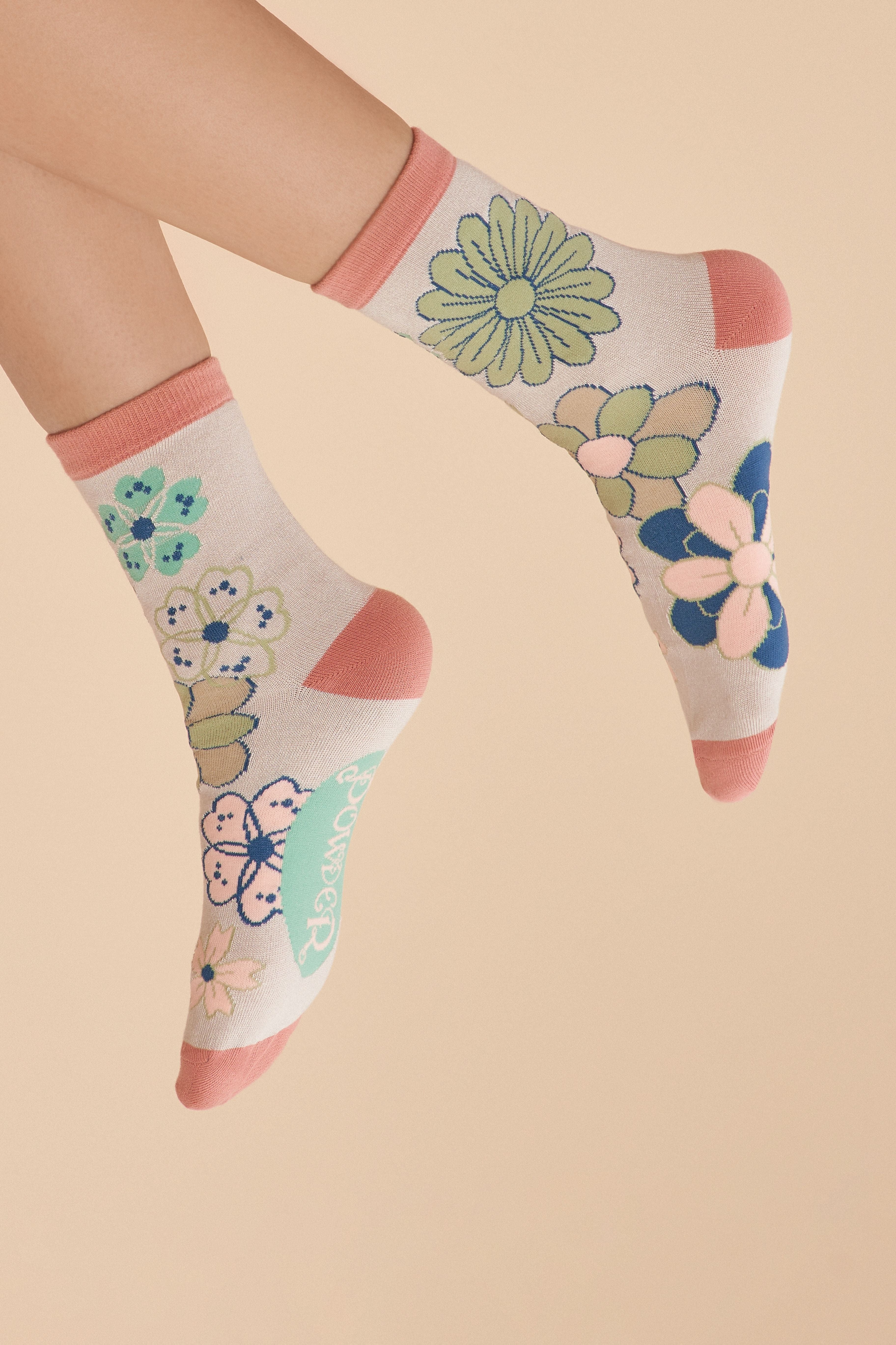 Bamboo Mix Ladies Ankle Socks - 70s Kaleidoscope Coconut