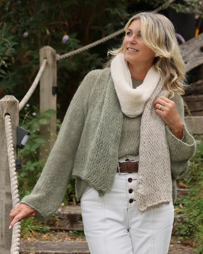 Alpaca blend colour block scarf-moss latte