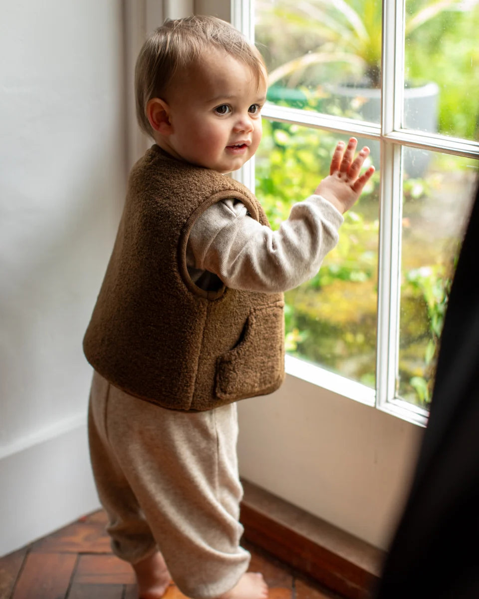 Gareth Mini Gilet - Hazelnut