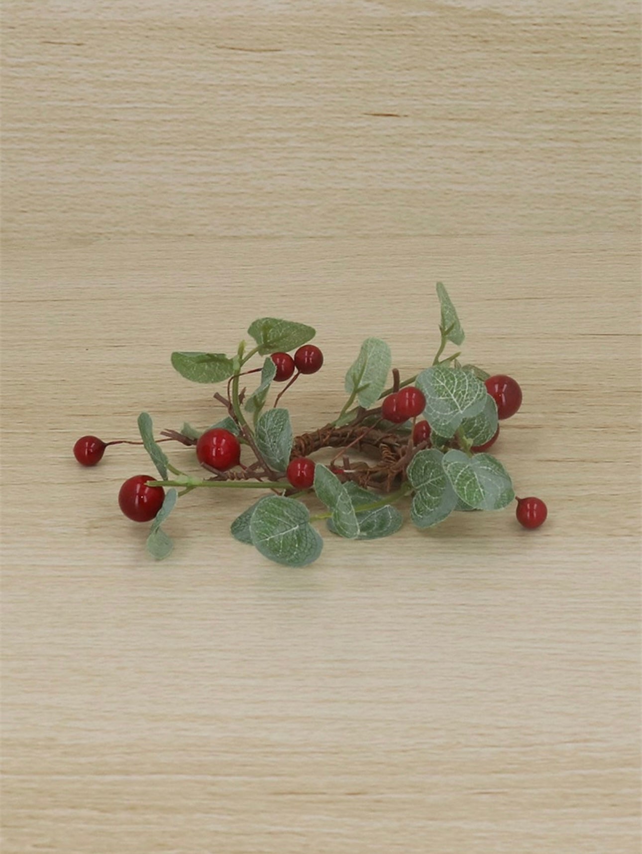 Small Eucalyptus/Red Berry Candle Ring