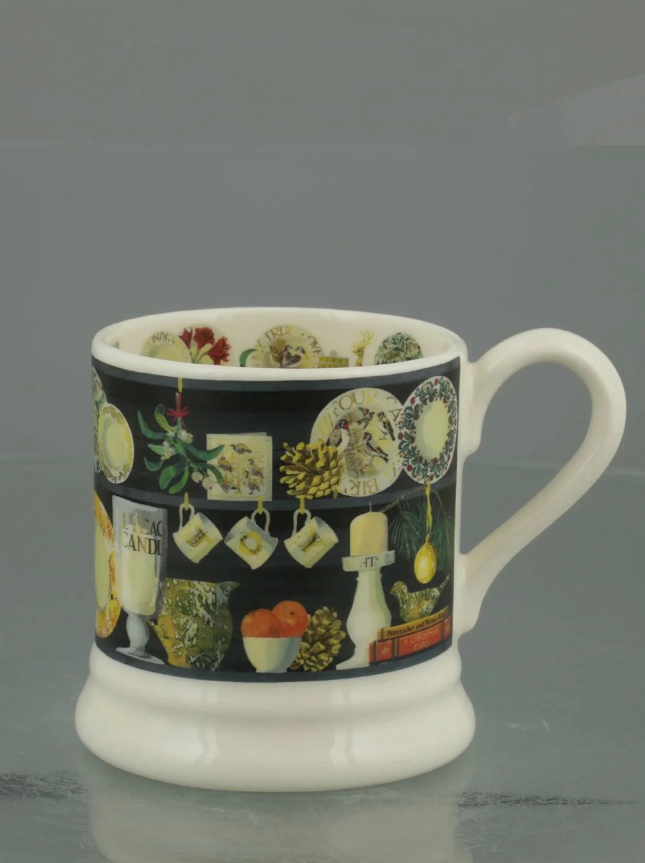 Emma Bridgewater Christmas Dresser 1/2 Pint Mug