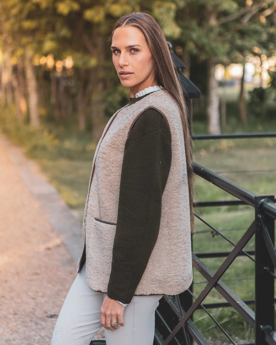 Abby Gilet