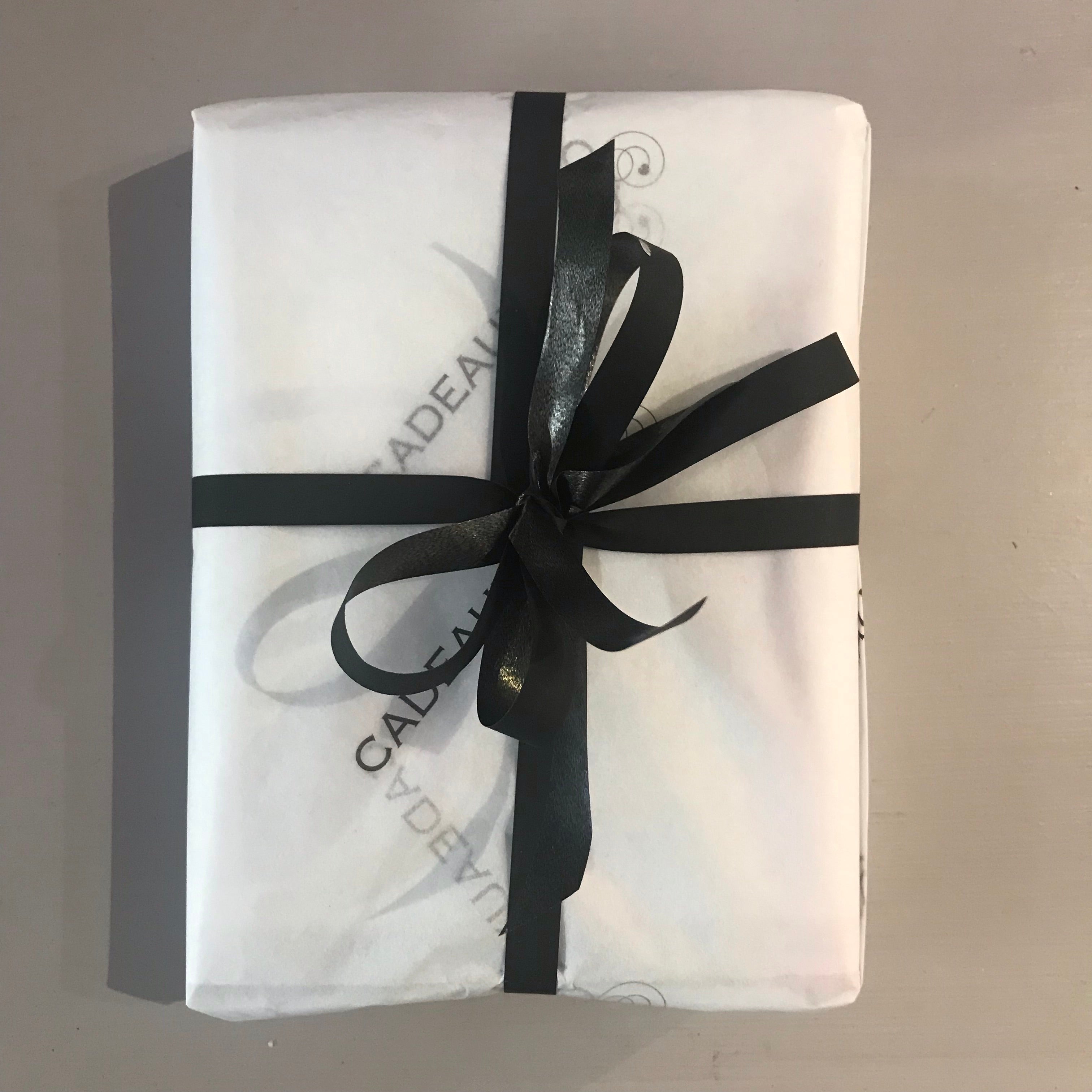 cadeauxwells - Free Wrapping Service - Cadeaux & Co - Service