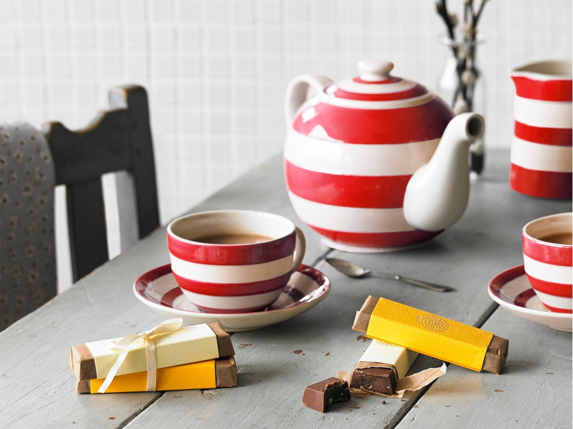 Cornishware Small Teapot